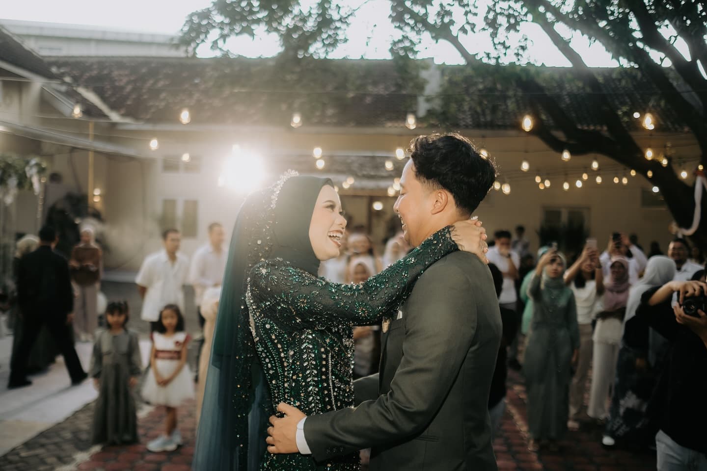 Rendra & Maya